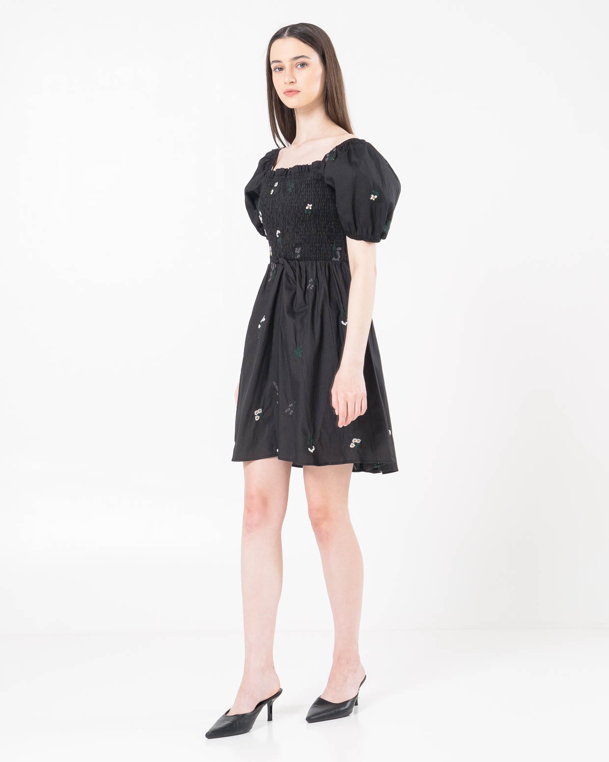 Clarissa Embroidery Puff Black Dress - Gaun Midi Wanita Korean - 789911