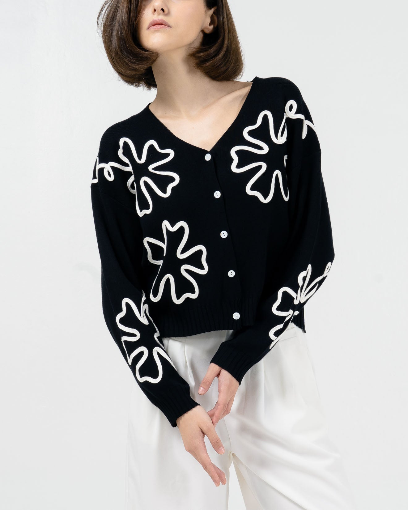 Calendula Embroidery Black Cardigan - Outer Rajut Wanita