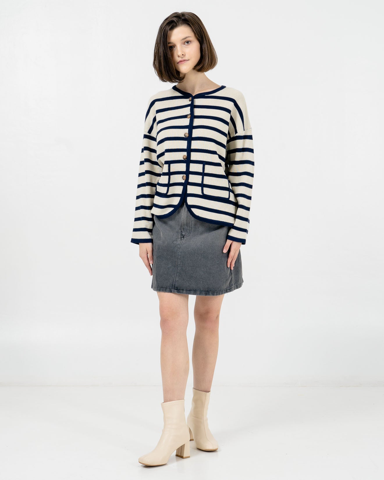 Larina Striped Ivory Cardigan (RESTOCK) – Outer Knit Wanita