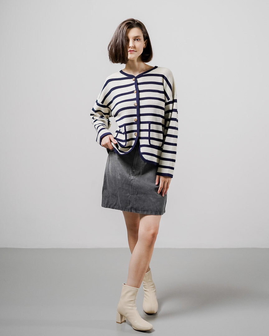 Larina Striped Ivory Cardigan (RESTOCK) – Outer Knit Wanita