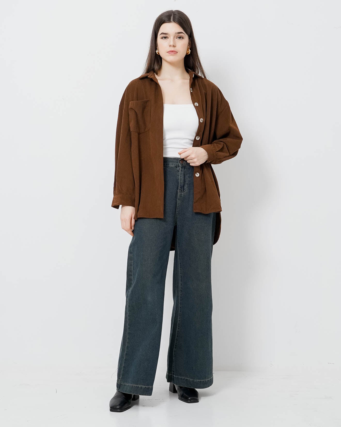 Itzy Outer Brown