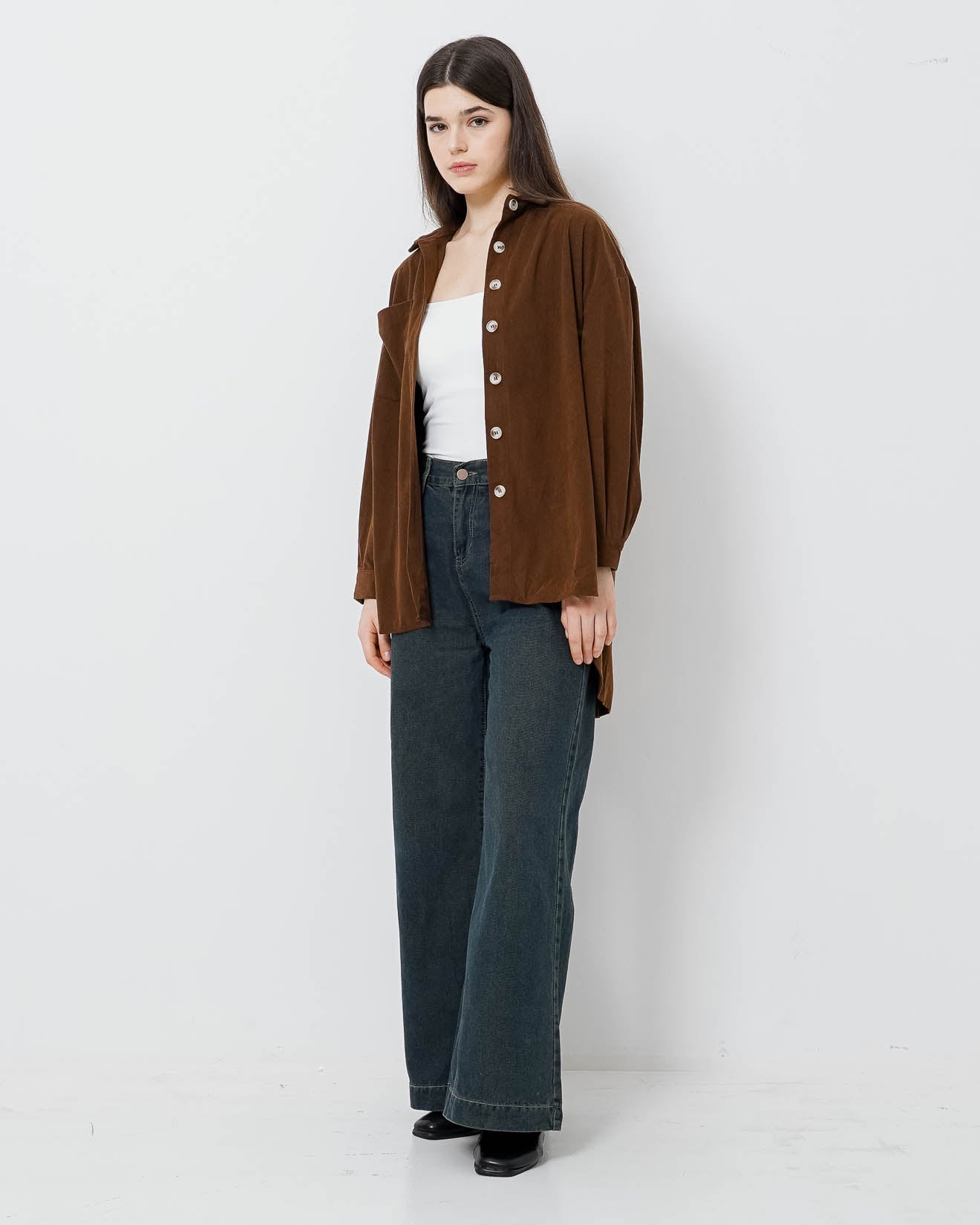 Itzy Outer Brown