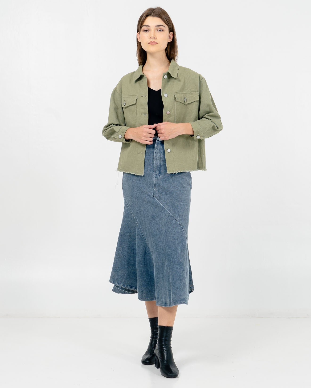 Marlo Crop Double Pockets Army Outer - Cardigan Wanita Lengan Panjang