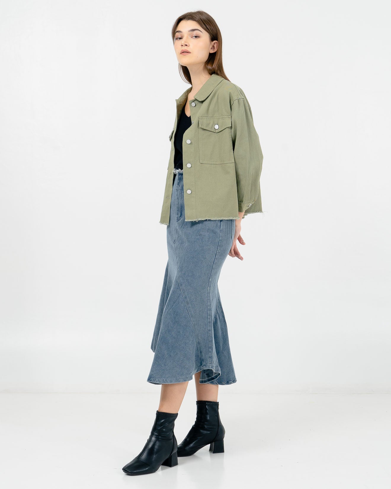 Marlo Crop Double Pockets Army Outer - Cardigan Wanita Lengan Panjang