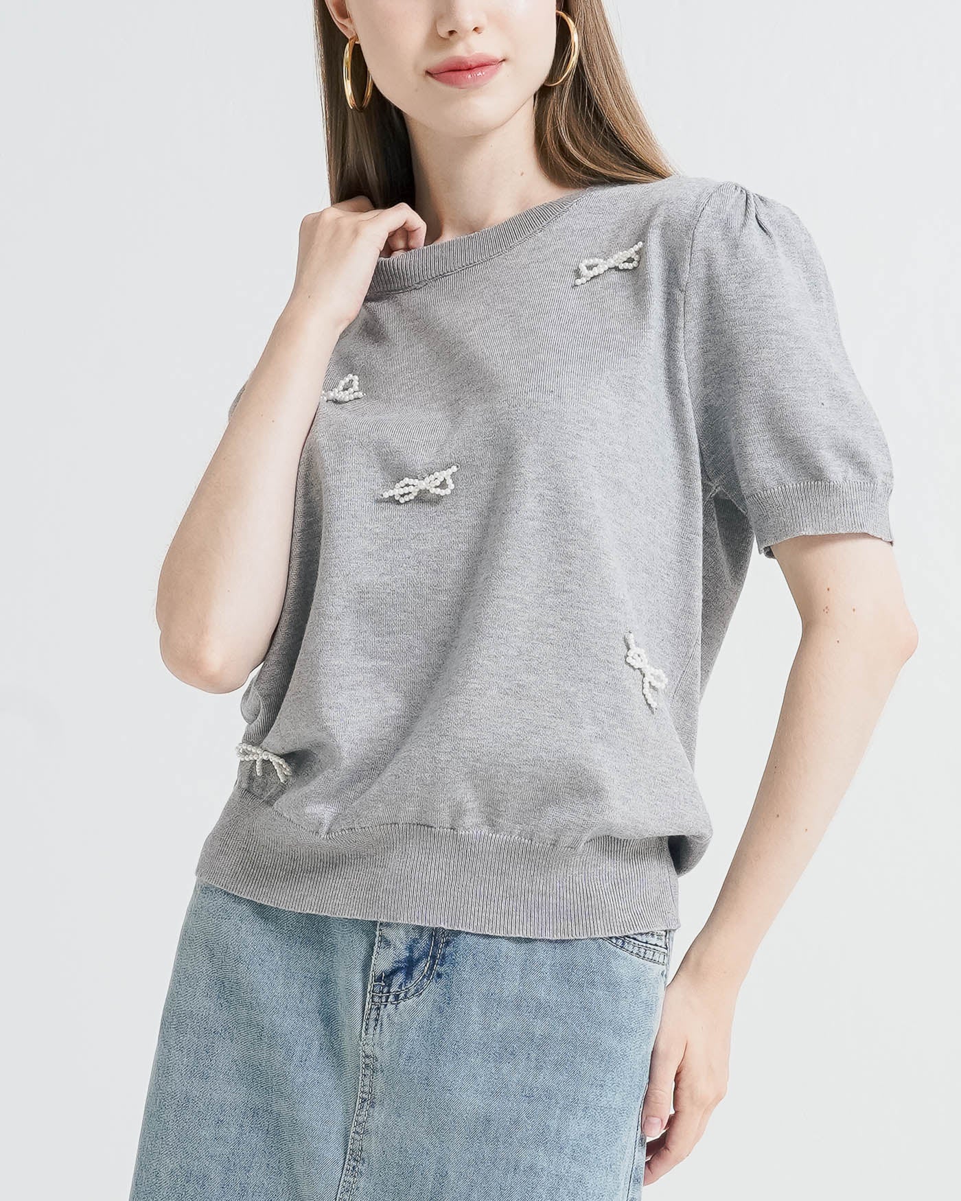 Ribbon Knit Grey Top – Atasan Lengan Pendek Wanita Kekinian