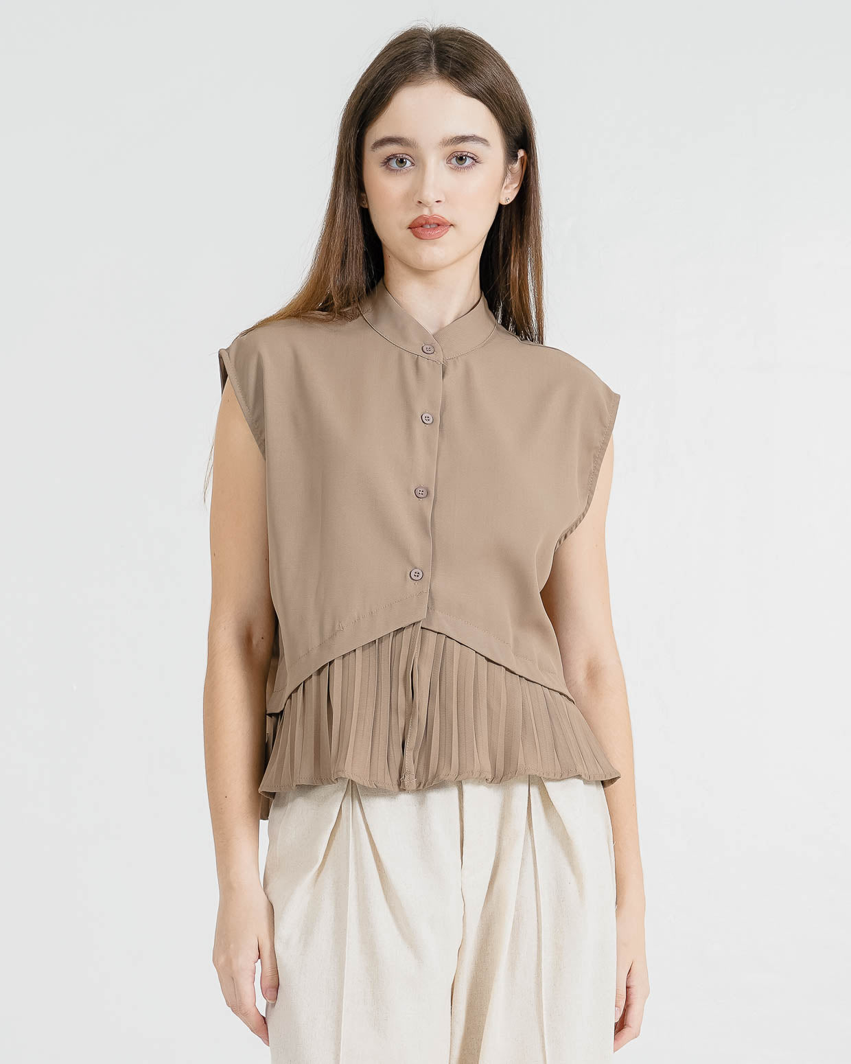 Maudy Sleeveless Pleats Brown Top – Baju Atasan Wanita Casual