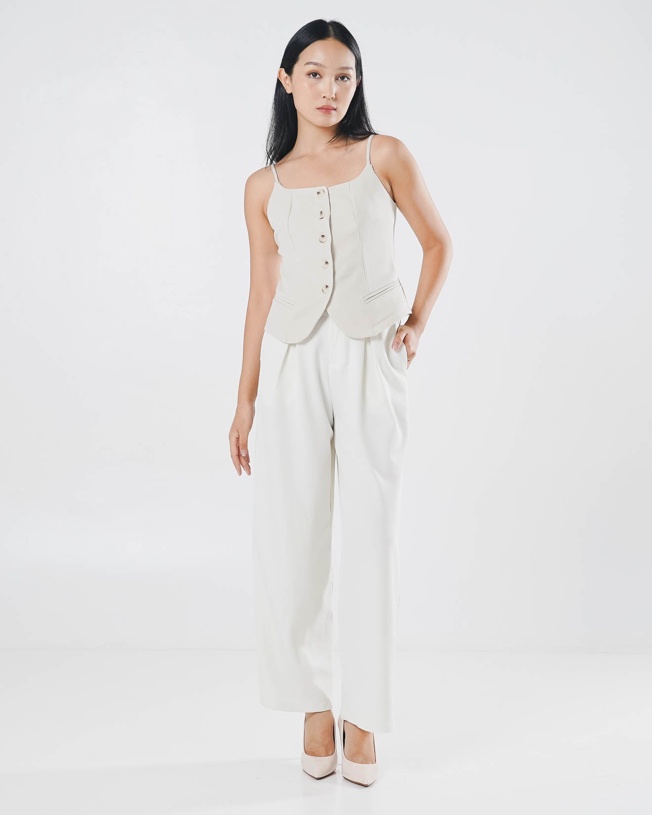 Terra Strap Ivory Top – Atasan Wanita Tanpa Lengan