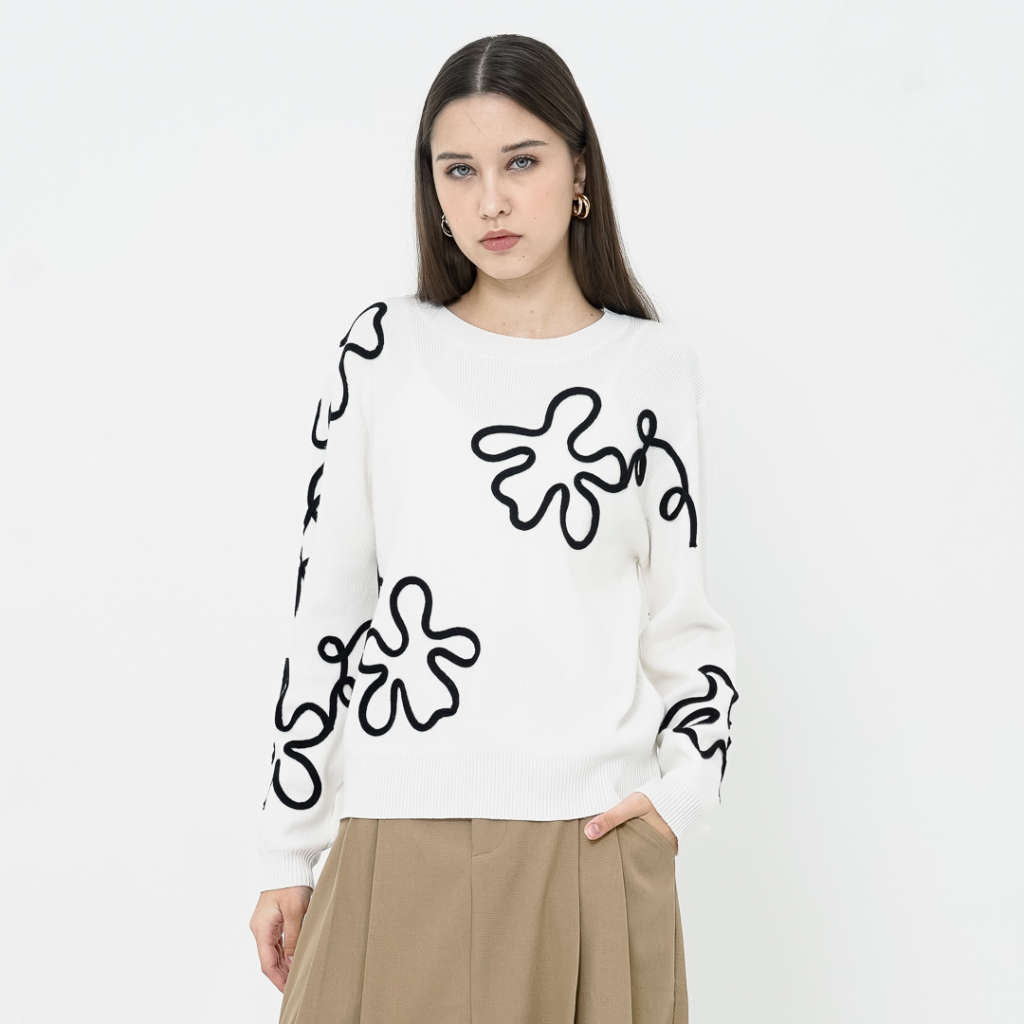 Naura Sweater White