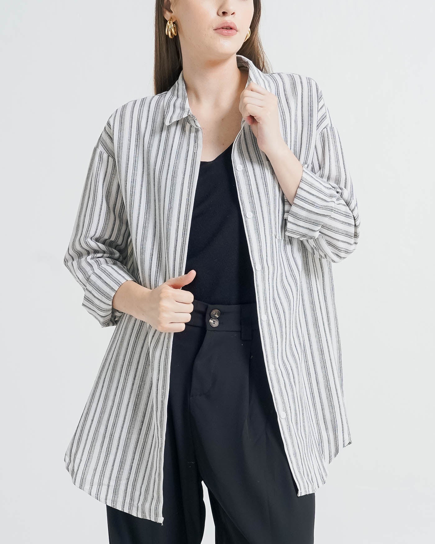 Marlie Striped Linen Black Shirt – Baju Atasan Kemeja Wanita Striped Lengan Panjang