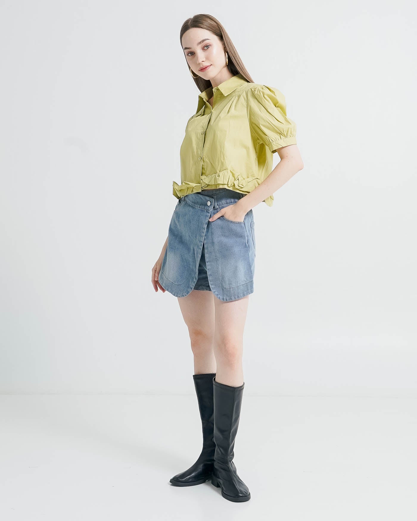 Sherla Crop Ruffle Sage Shirt - Kemeja Wanita Kekinian Lengan Pendek