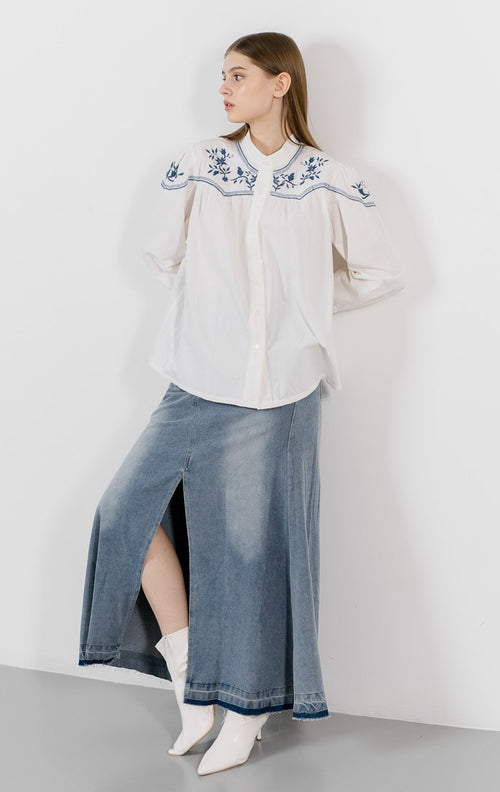 Bianca Embroidery White Blouse – Baju Atasan Wanita Casual