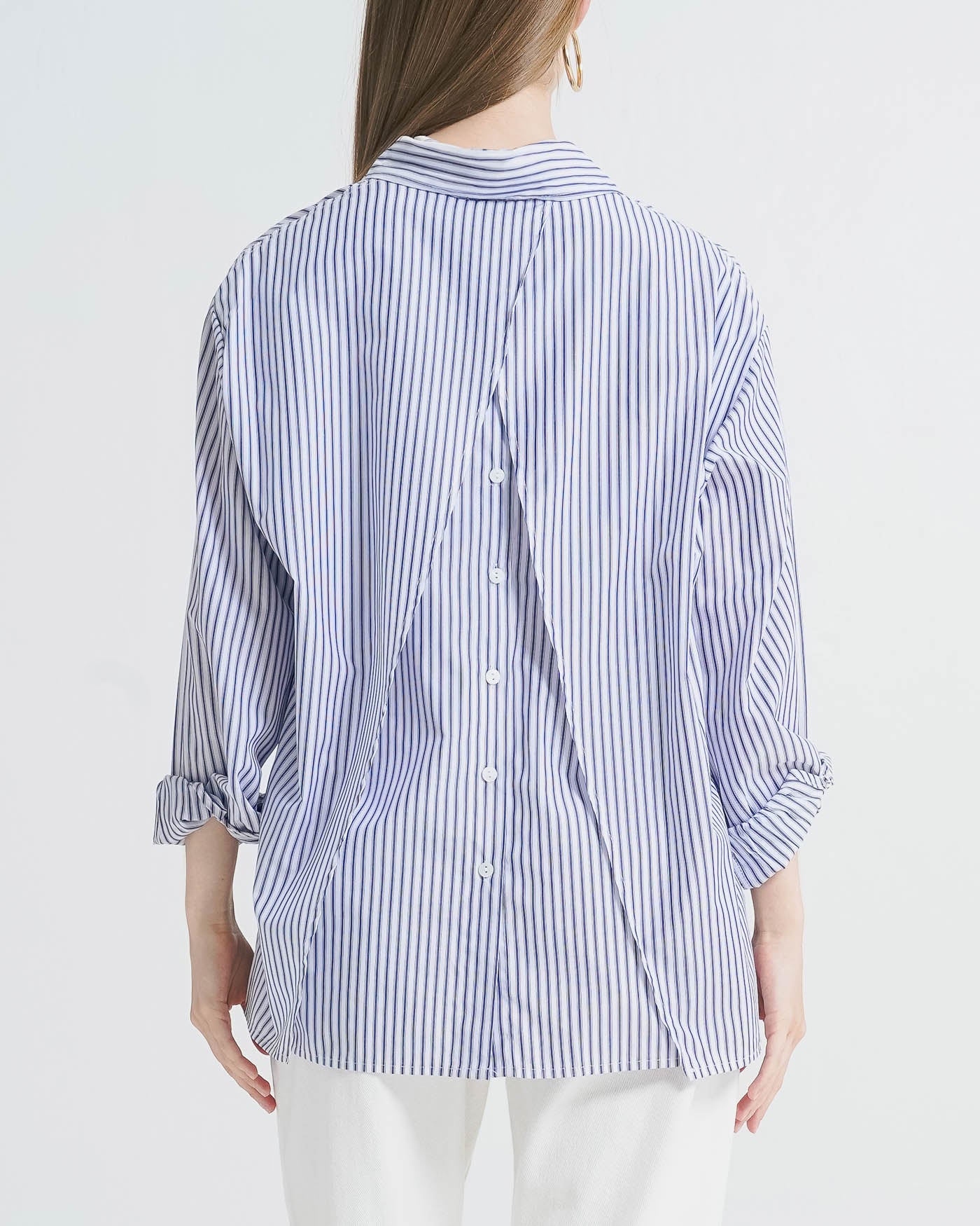 Rae Striped Oversized Blue Shirt – Kemeja Wanita Lengan Panjang