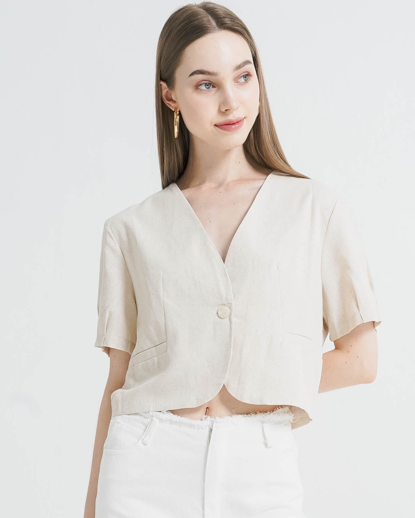 Indy Linen Ivory Top – Atasan Lengan Pendek Wanita