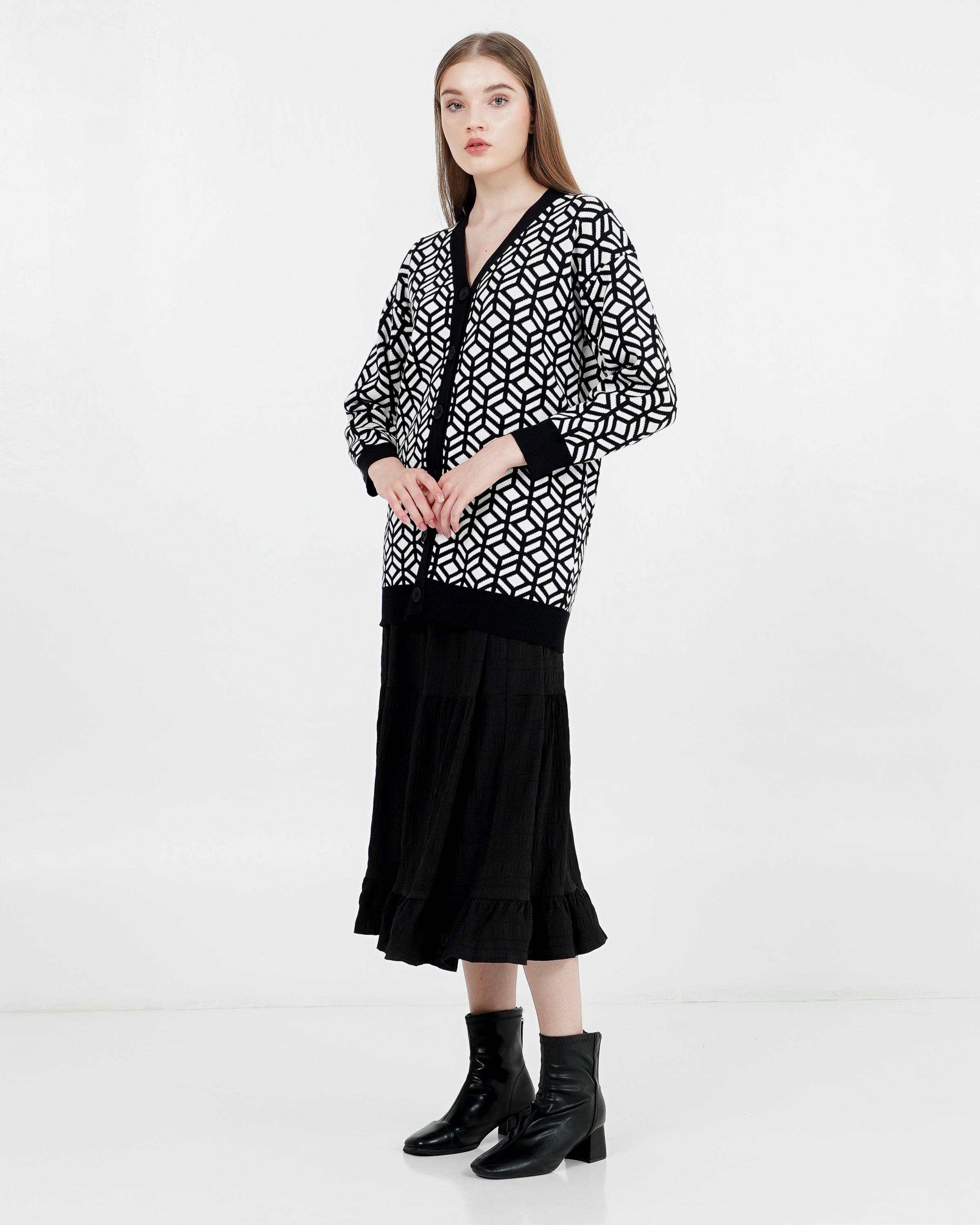 Everlie Knit Cardigan Black