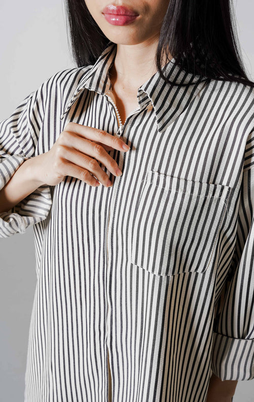 Caisyn Top Black Striped
