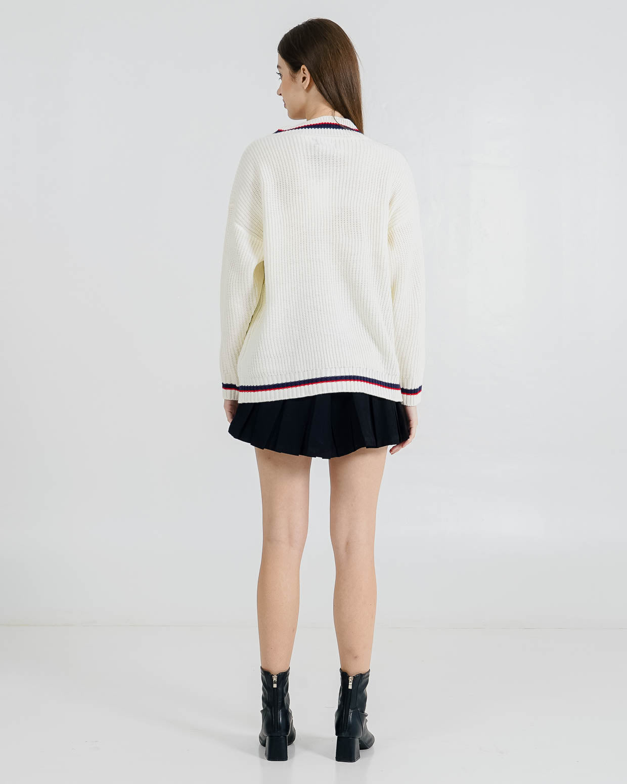 Anika Oversized Knit White Cardigan – Outer Wanita Casual Kekinian