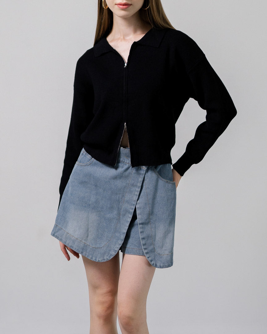 Keilyn Zipper Knit Black Sweater – Atasan Wanita Sweater Lengan Panjang