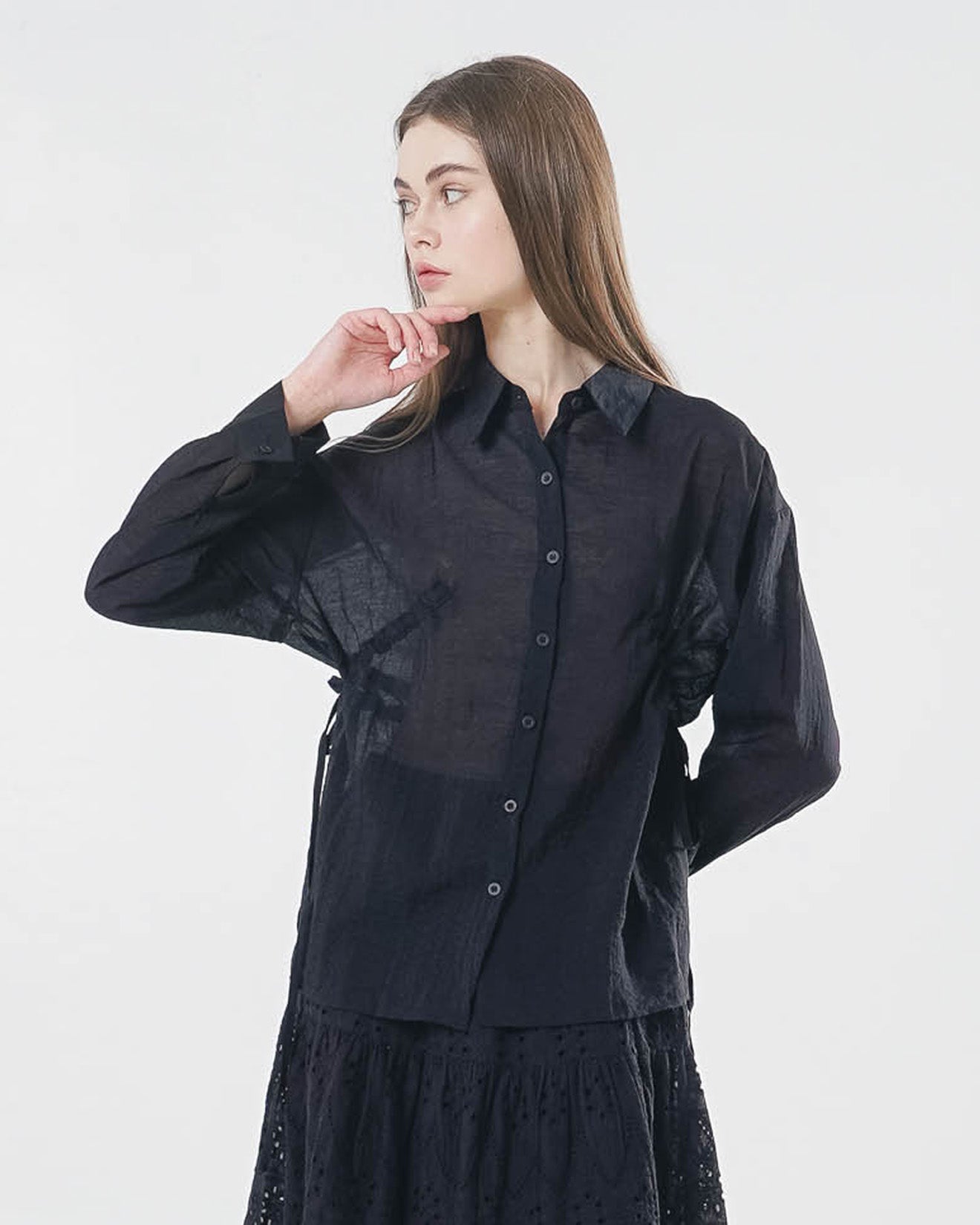 Kyla Drawstring Black Shirt – Kemeja Wanita Lengan Panjang