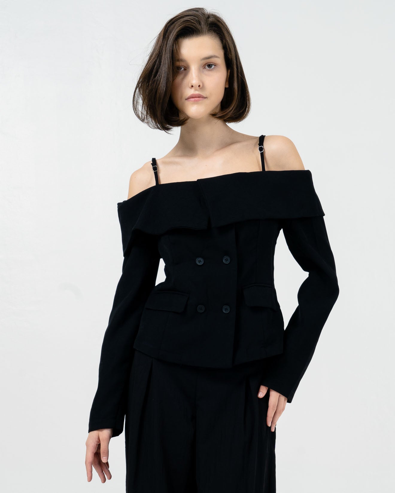 Frances Frances Off Shoulder Black Top - Baju Atasan Wanita Kekinian