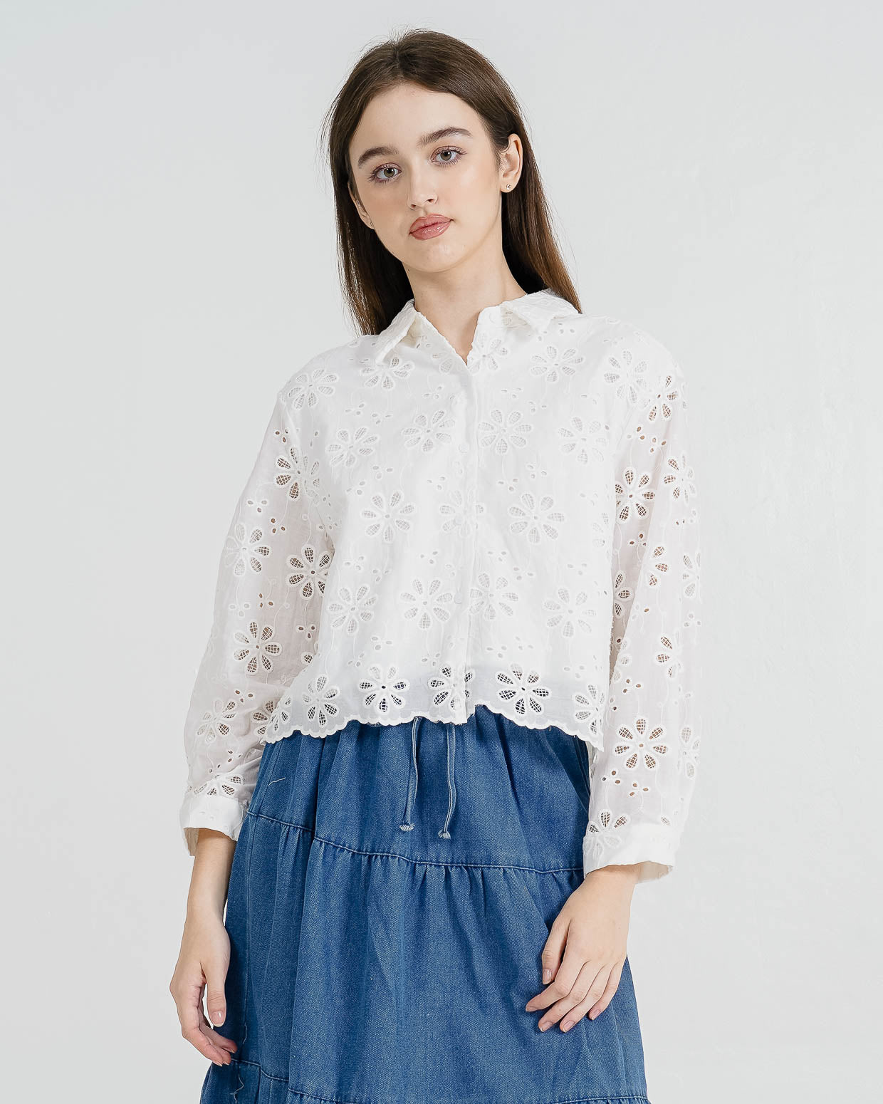 Lucena Crochet White Shirt – Baju Atasan Kemeja Wanita