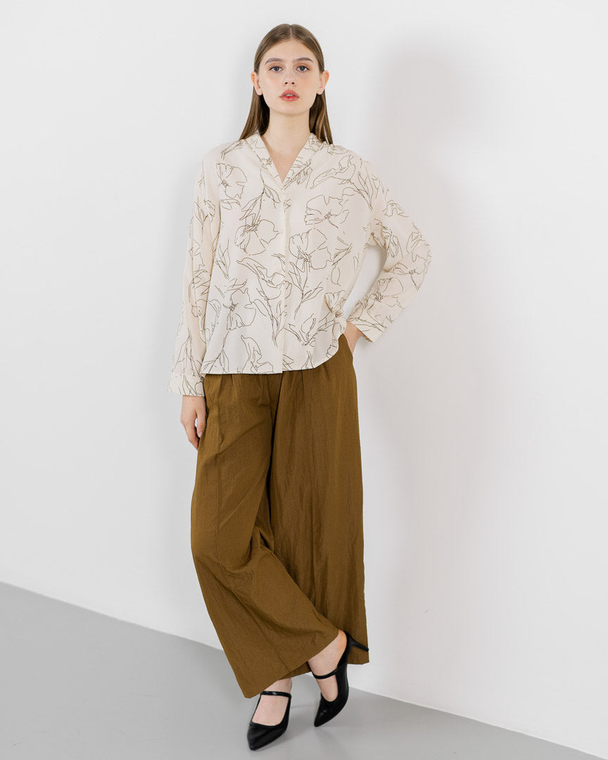 Tyana Pattern Ivory Blouse – Blouse Casual Wanita Lengan Panjang