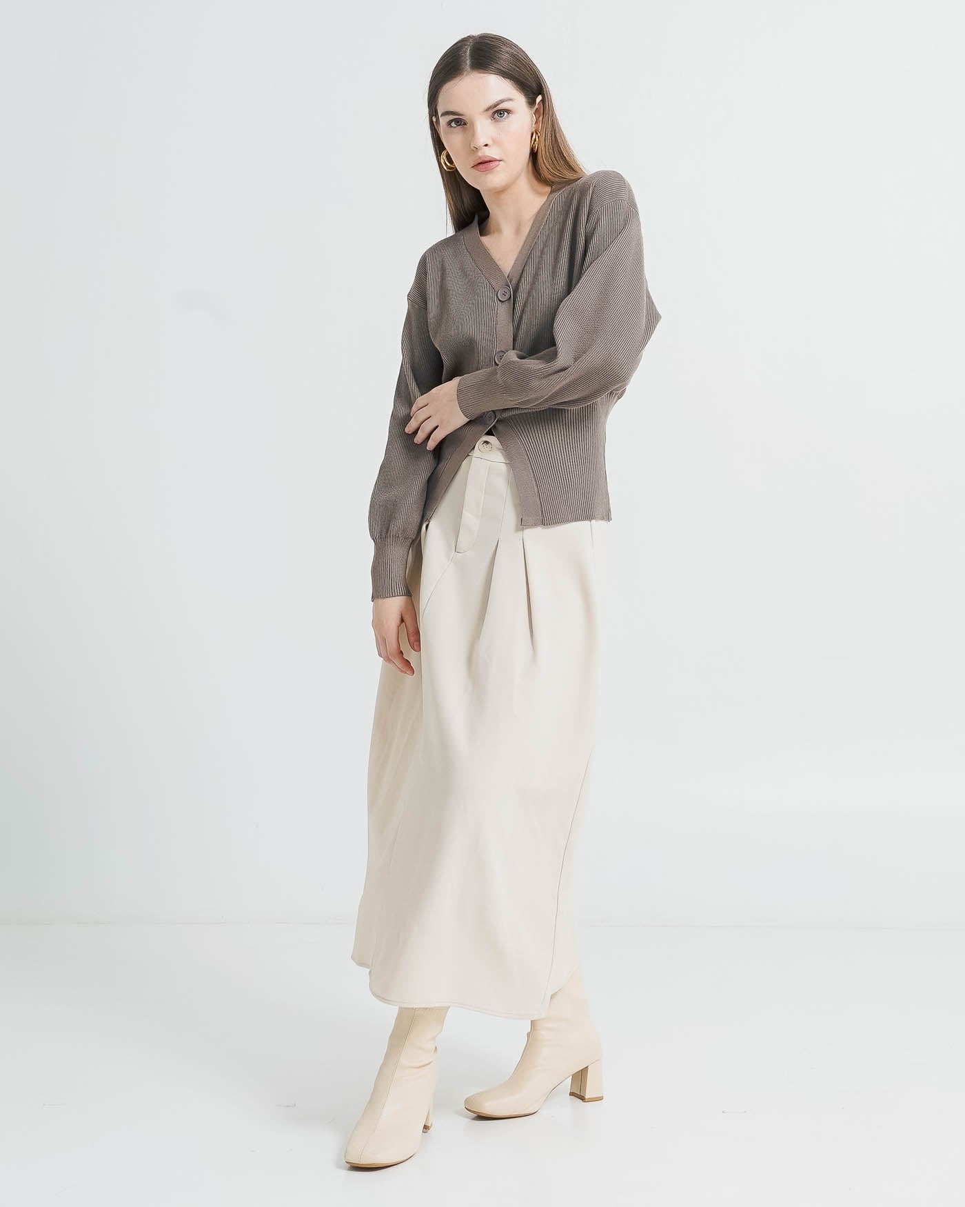 Rowan Waist Fitted Knit Taupe Top – Atasan Cardigan Lengan Panjang Wanita