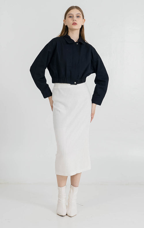 Alaindo Crop Bomber Black Outer – Luaran Casual Wanita