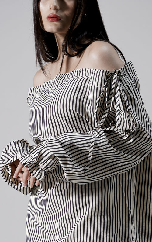 Liora Top Black