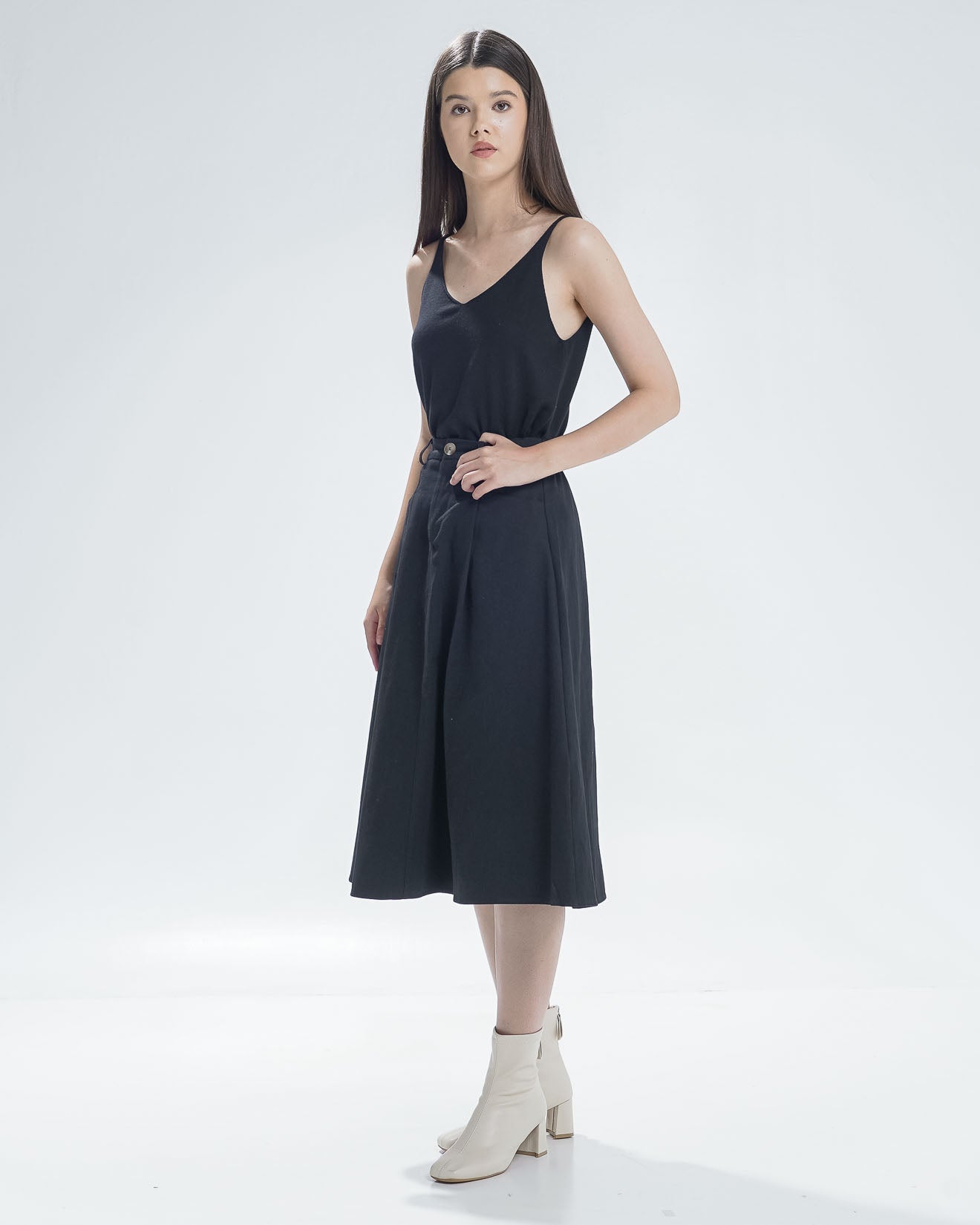 Calia Skirt Black – Rok Midi Casual Wanita ( RESTOCK )