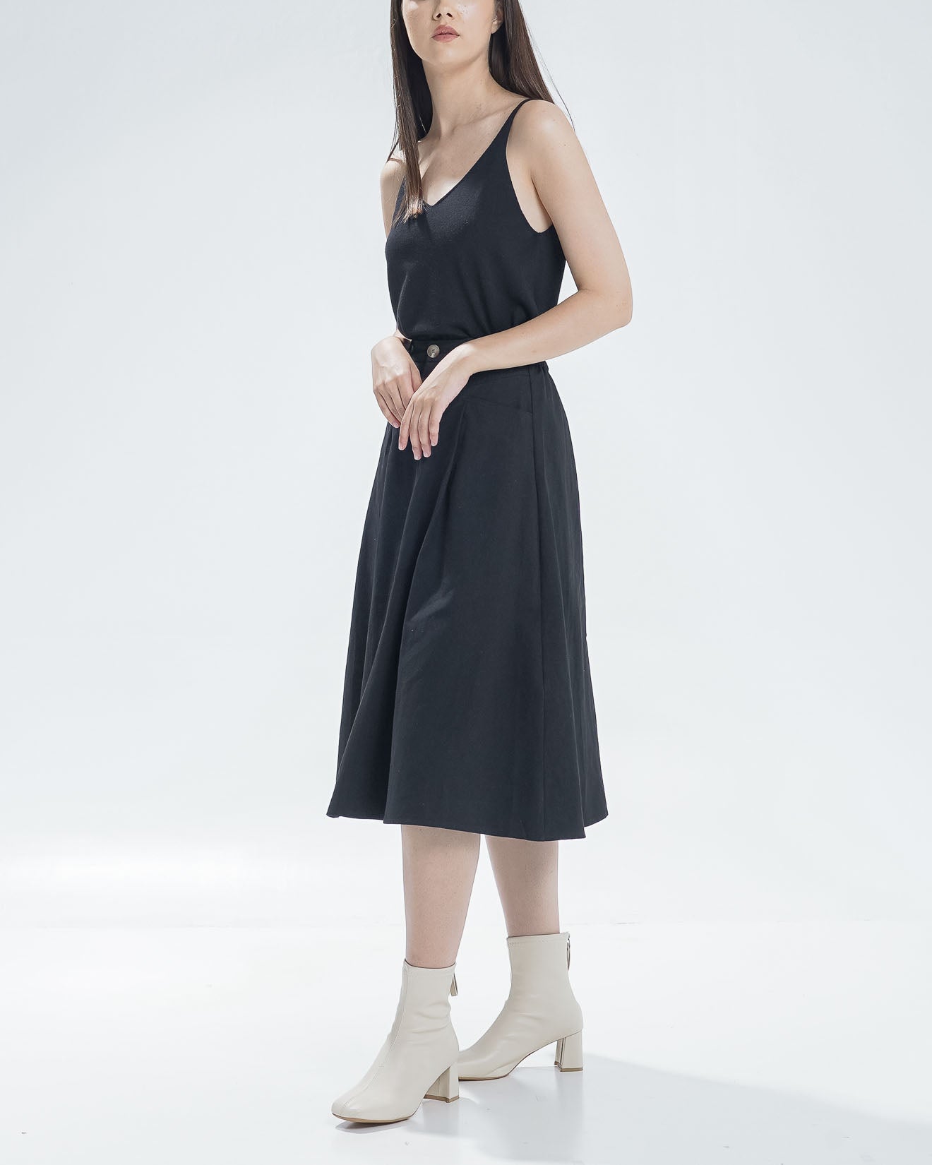 Calia Skirt Black – Rok Midi Casual Wanita ( RESTOCK )