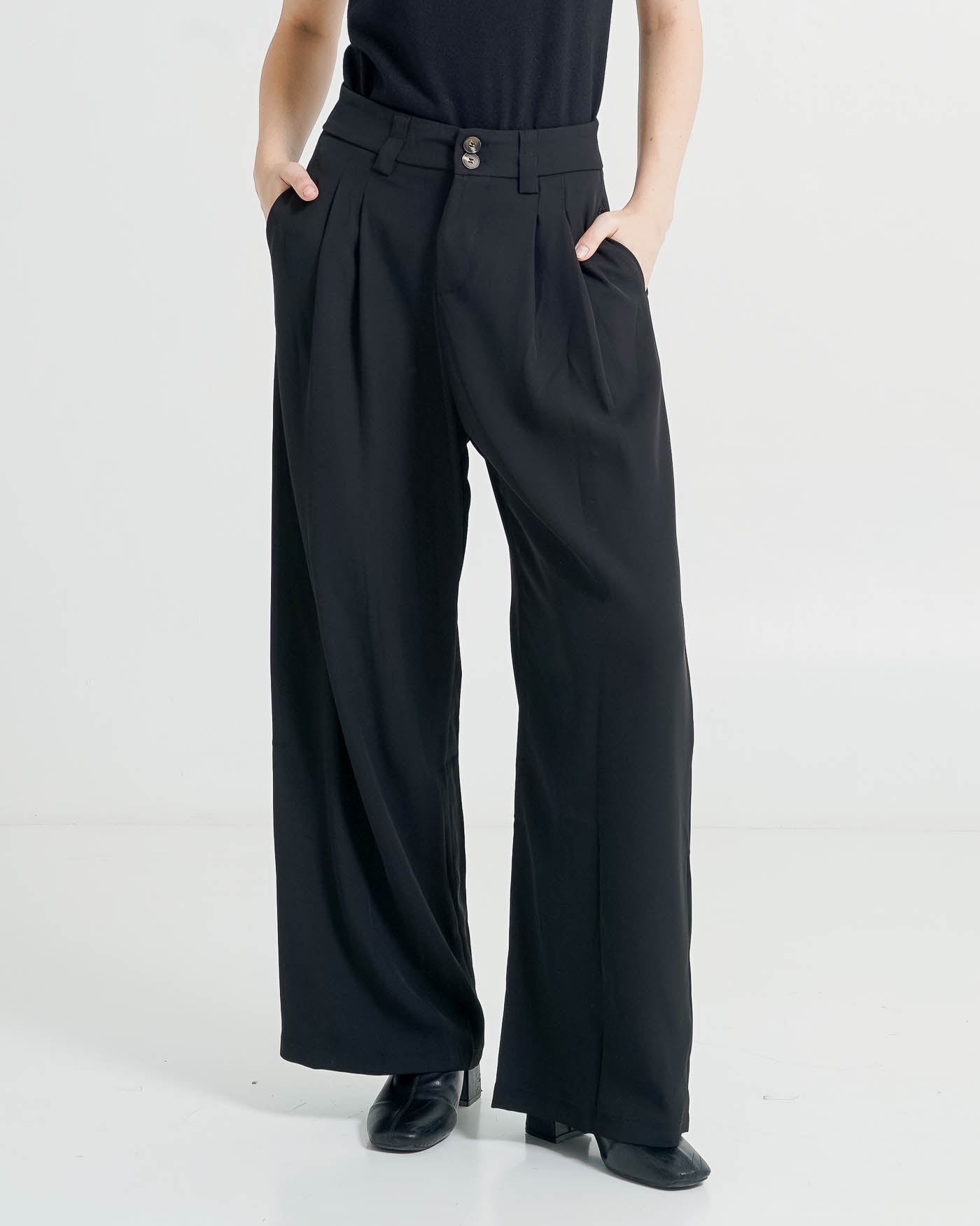 Chester Wide Leg Black Pants – Celana Panjang Wanita Kekinian  ( RESTOCK )