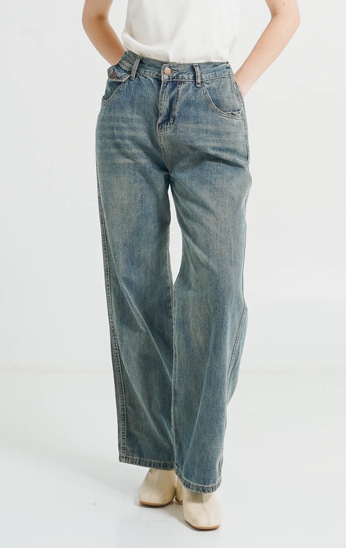 Allesio Oversized Denim Pants – Celana Panjang Jeans Wanita