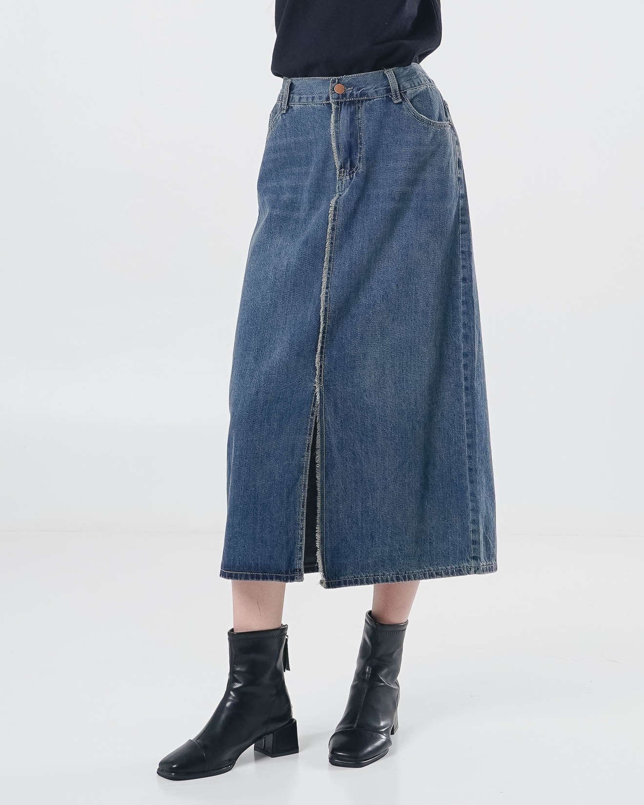 Delaney A-Line Fringed Denim Skirt - Rok Kekinian Wanita ( RESTOCK )