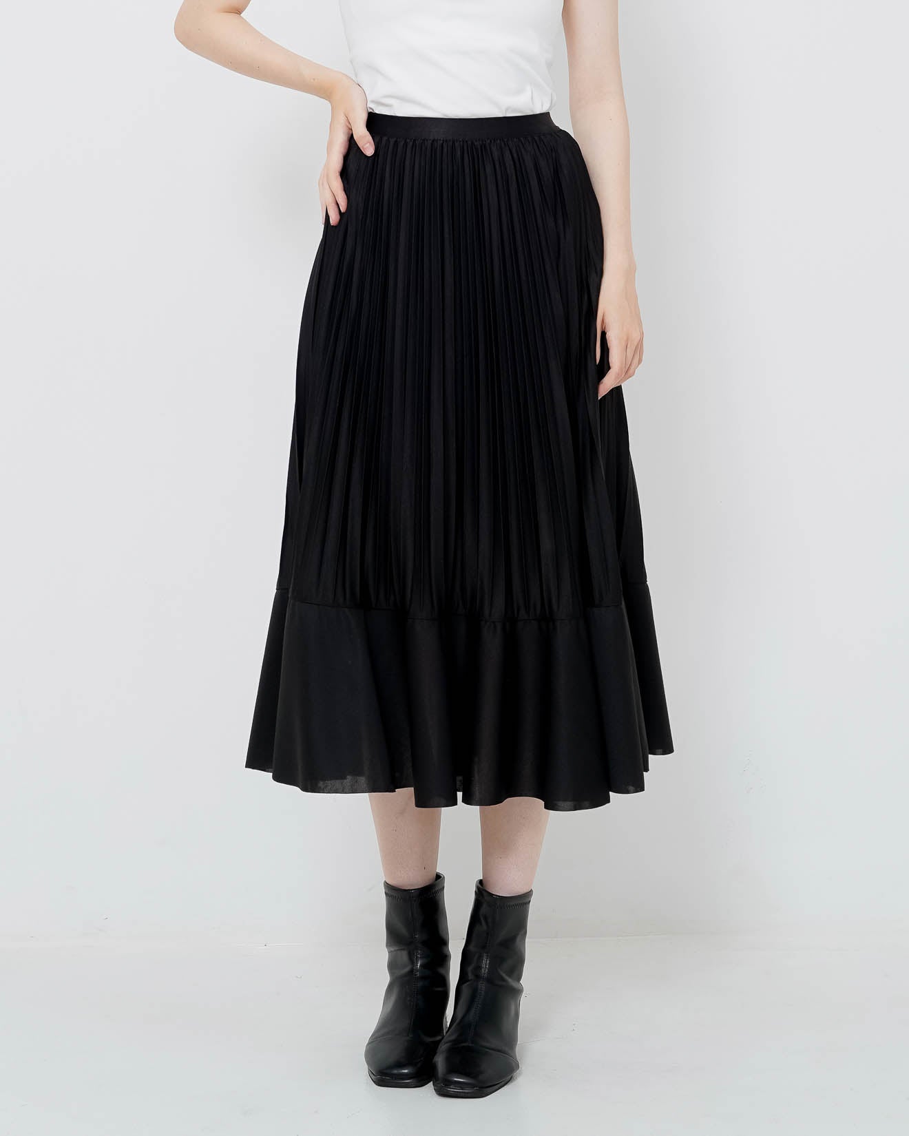 Ferla Skirt Black