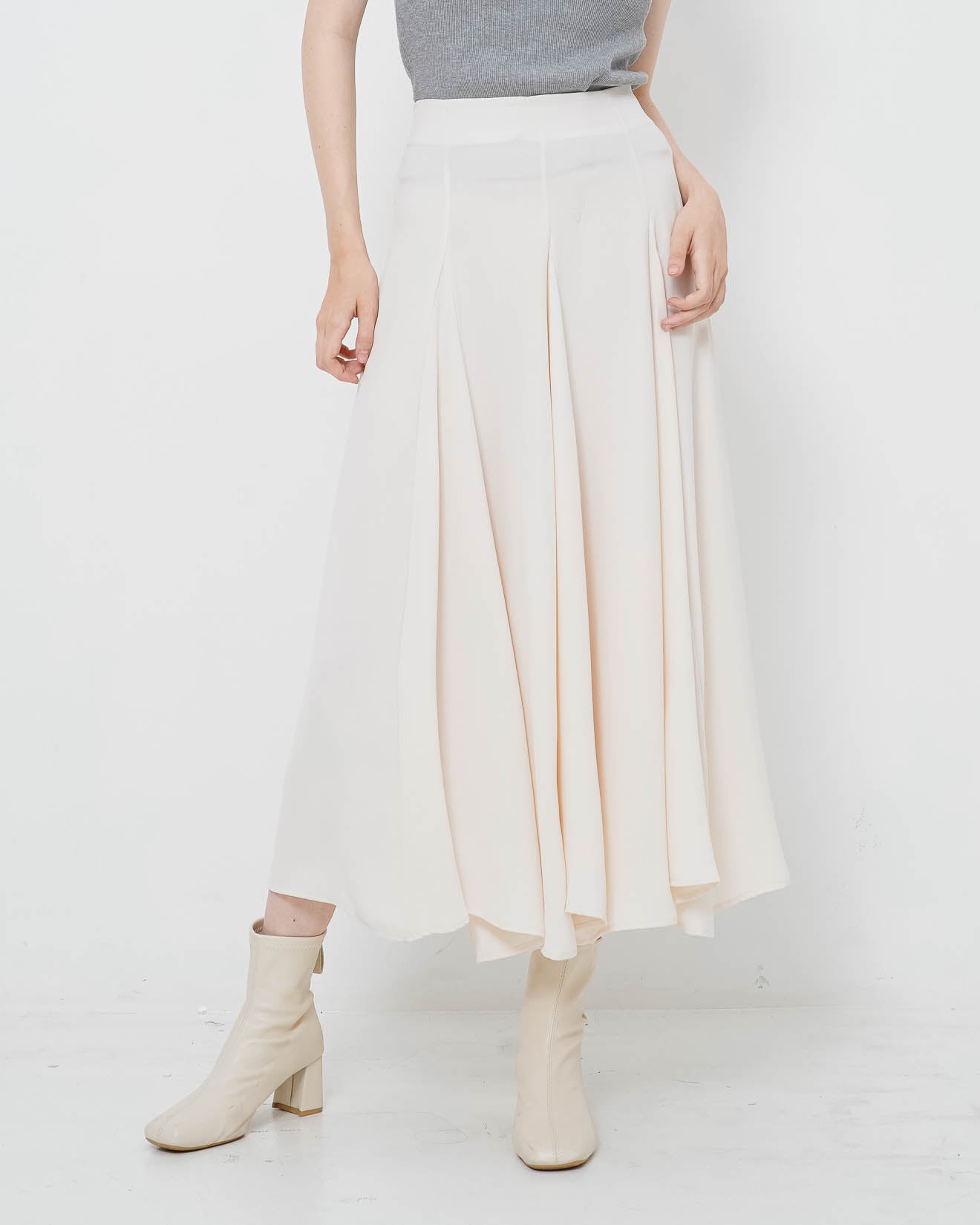 Krisan Skirt Ivory