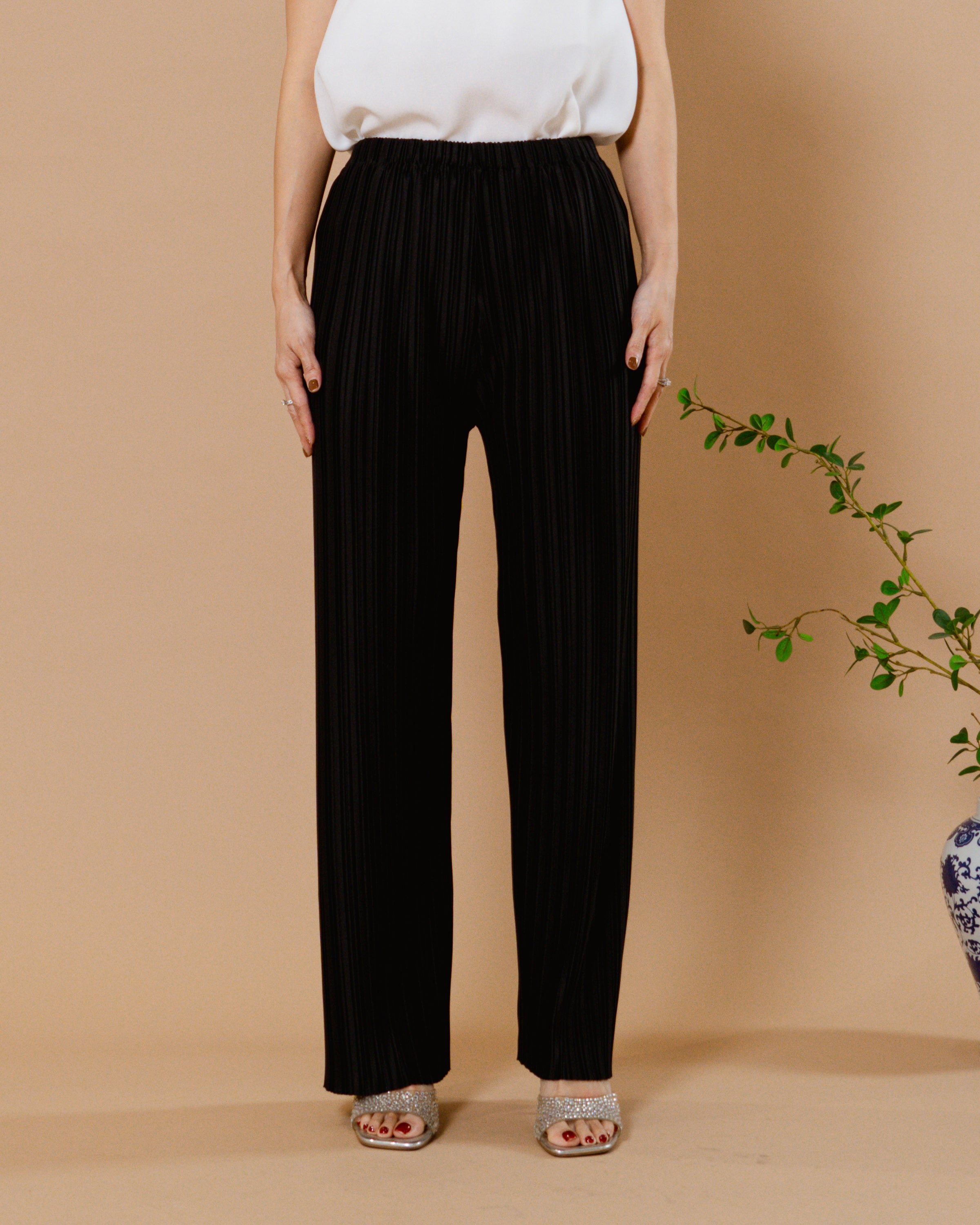 CNY Lanterns Pants Black