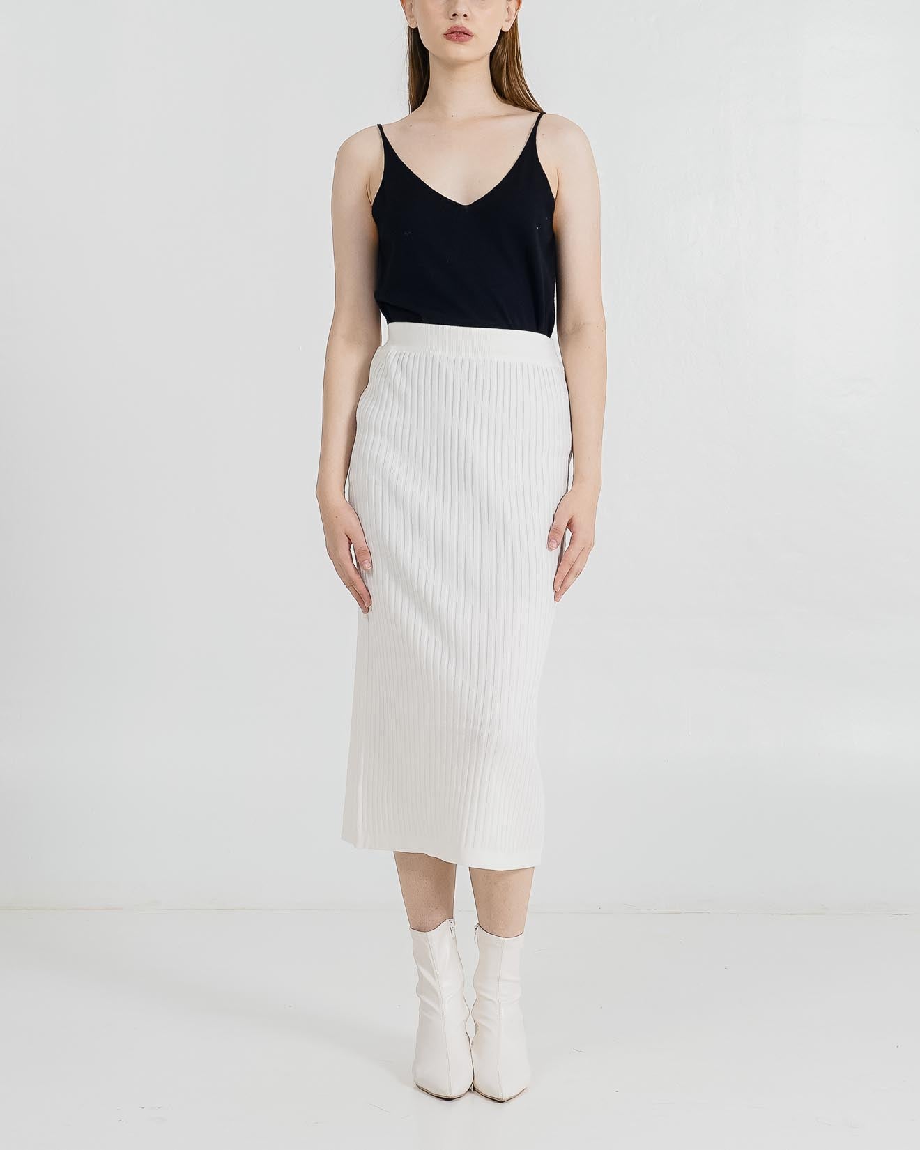 Malloryn Knit Spun White Skirt – Rok Wanita Kekinian