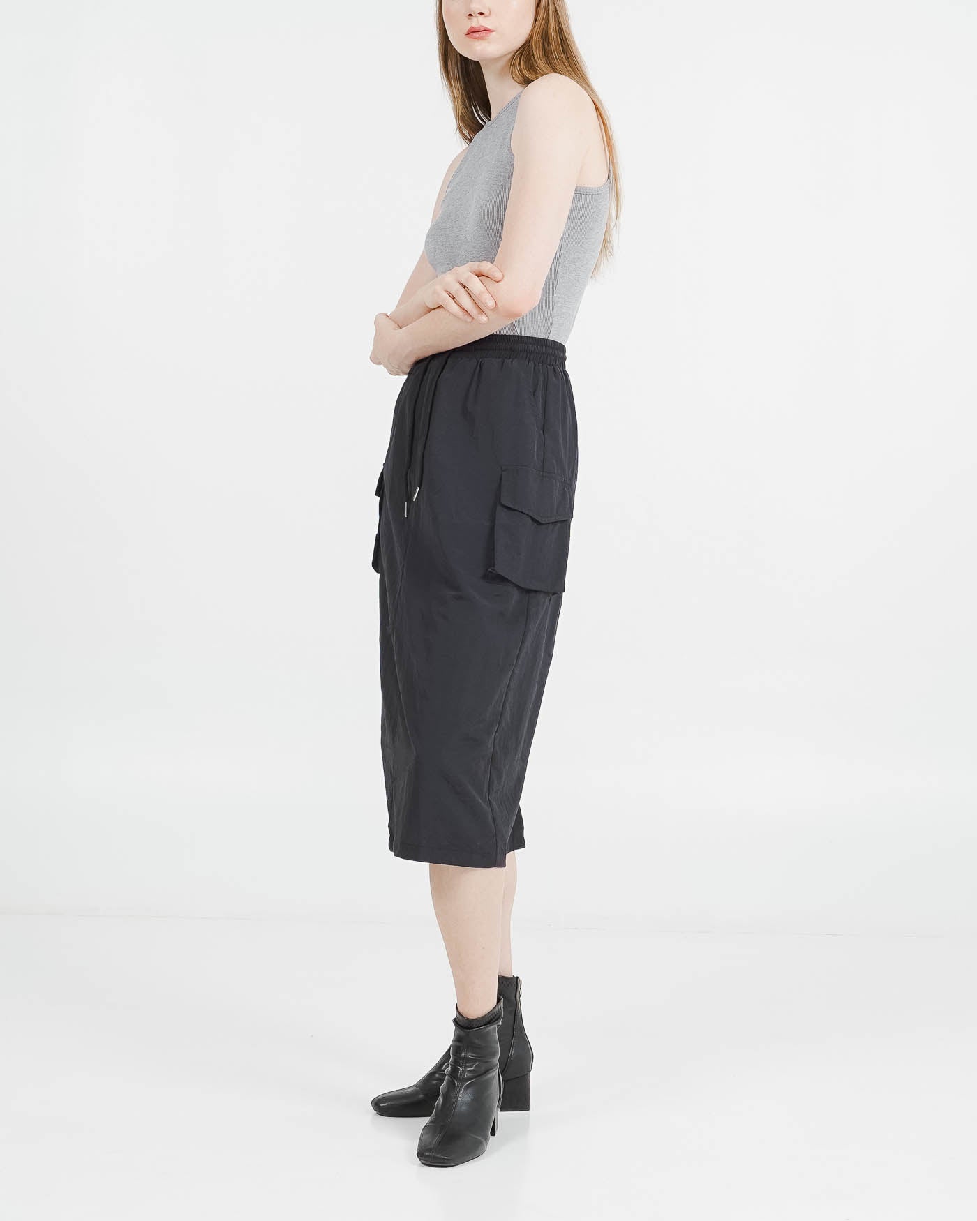 Madison Cargo Skirt Black