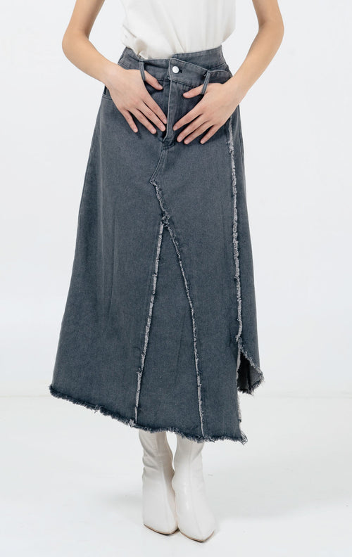 Wanda Fringed Denim Skirt Black Denim - Rok Jeans Wanita Kekinian