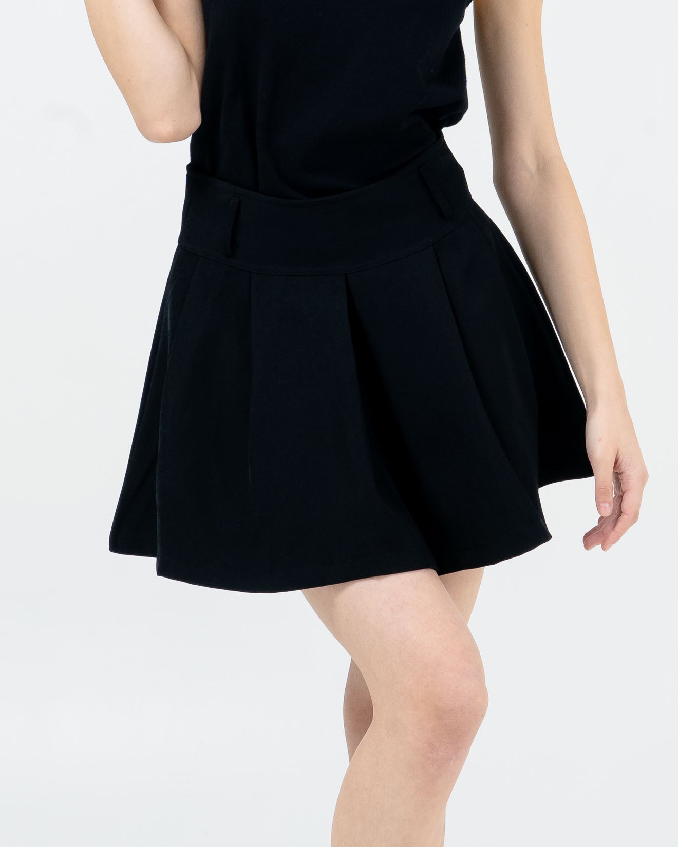 Aryan Pleats Skort Black - Skort Casual Wanita Kekinian