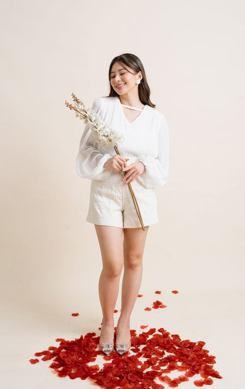 CNY Daffodil Embroidery Ivory Short Pants – 287206