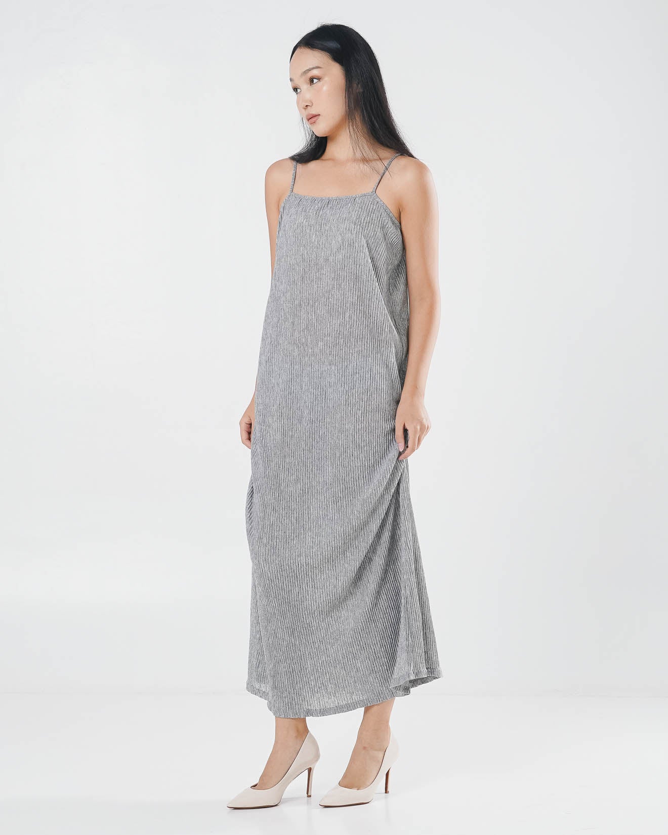 Lyndel Pleats Dress Grey - Gaun Wanita Tanpa Lengan