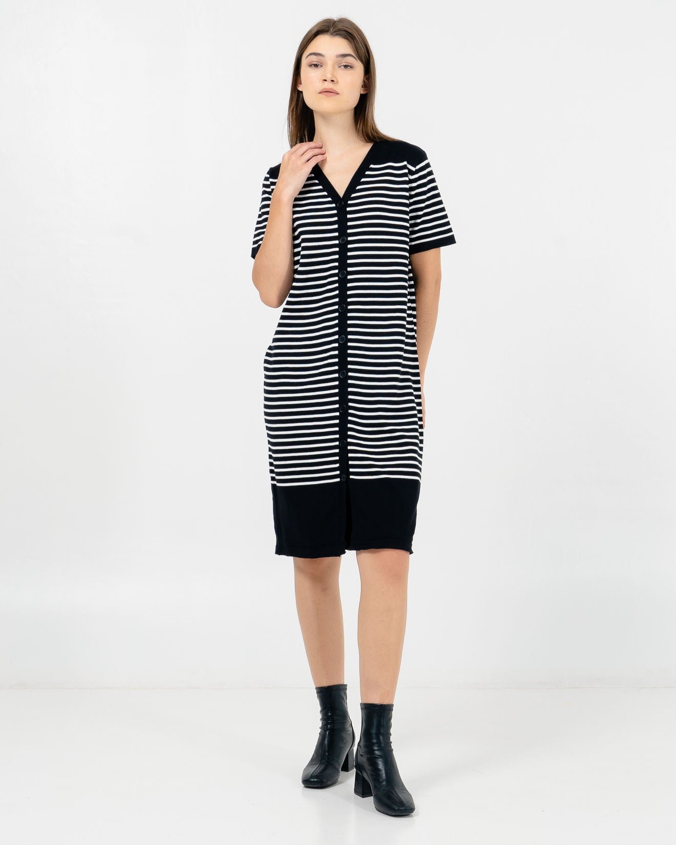 Meghan Knit Striped Black Dress - Gaun Knit Wanita