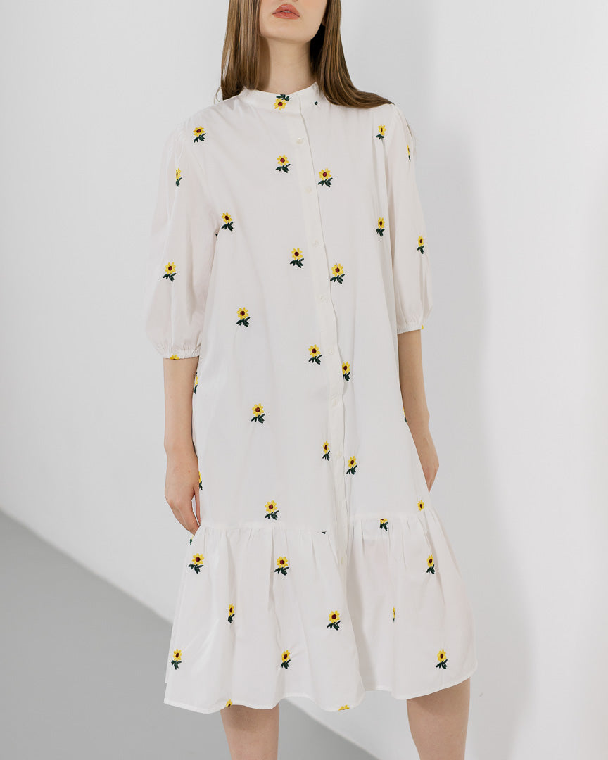 Euthalia Sunflower Embroidery White Dress – Gaun Midi Wanita