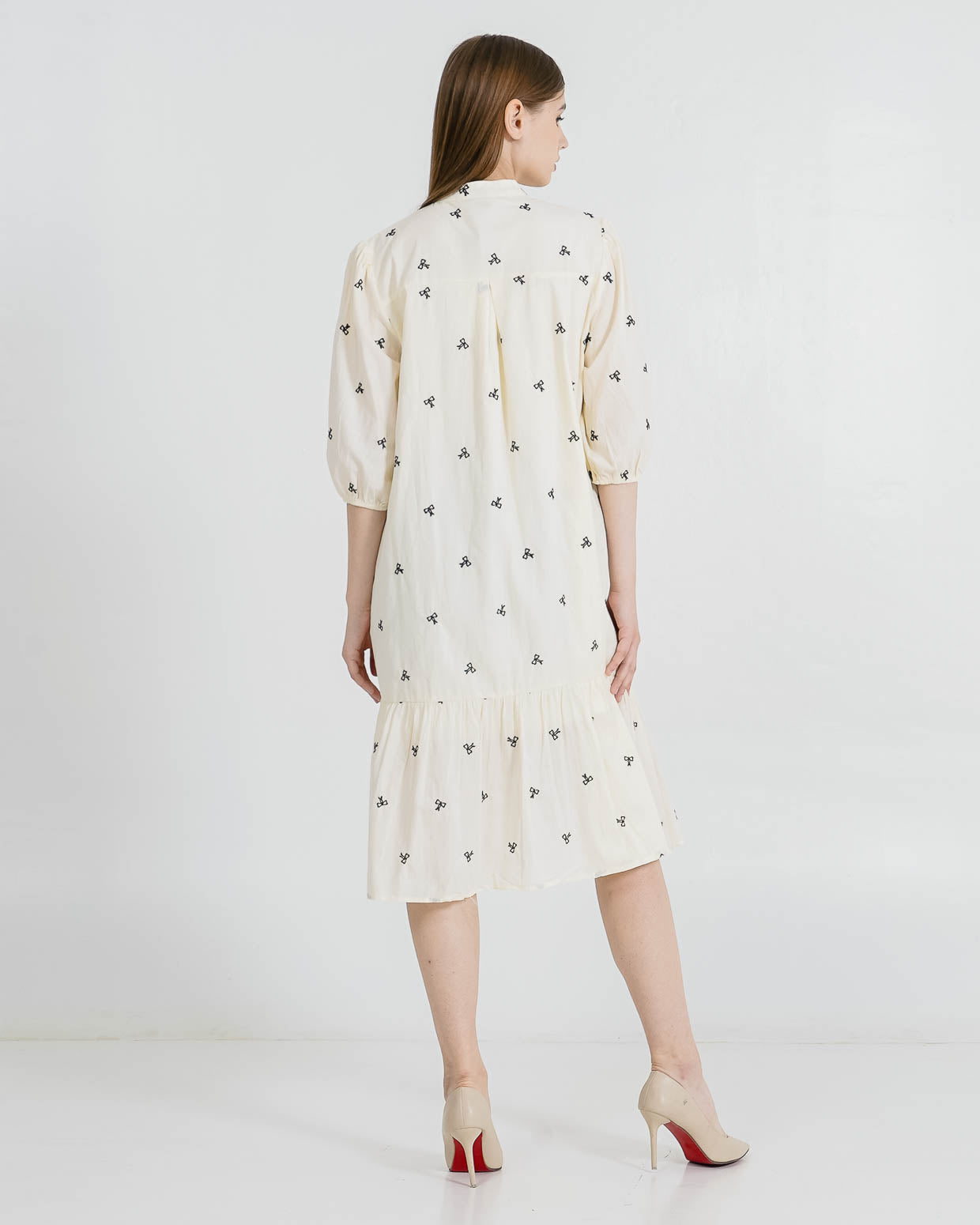 Ribbon Embroidery Long Ivory Dress – Gaun Midi Wanita Casual