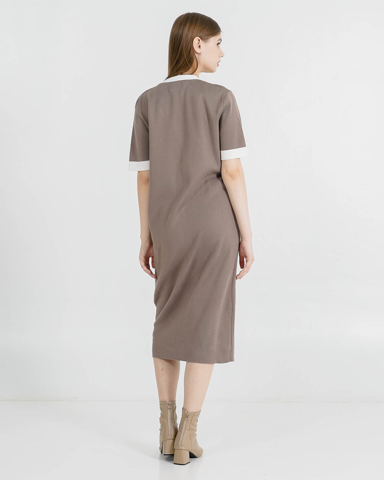 Riley Button Knit Taupe Dress – Gaun Wanita Kekinian