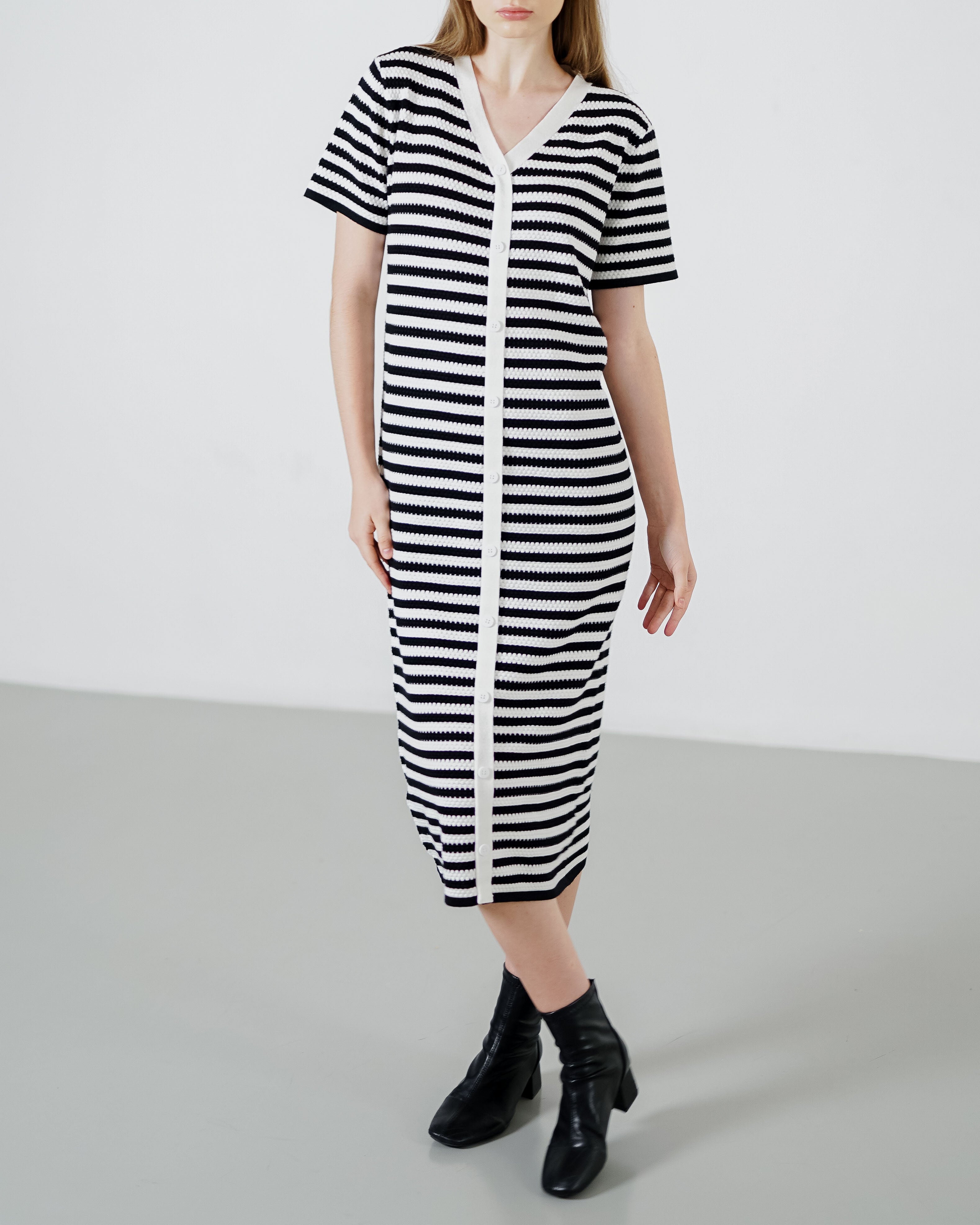 Syella Dress Black Stripped