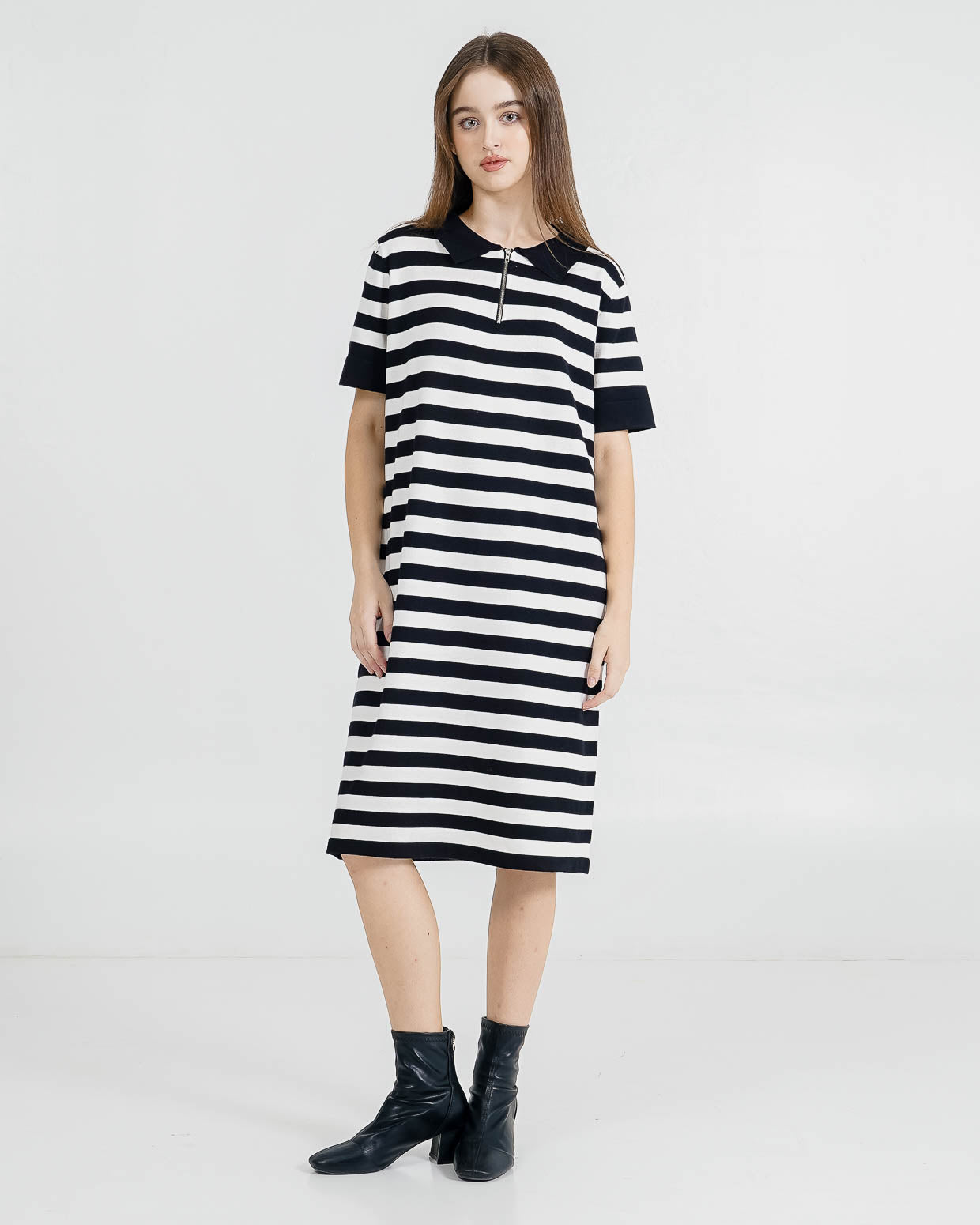 Chiara Zipper Knit Black Striped Dress – Gaun Midi Wanita Casual