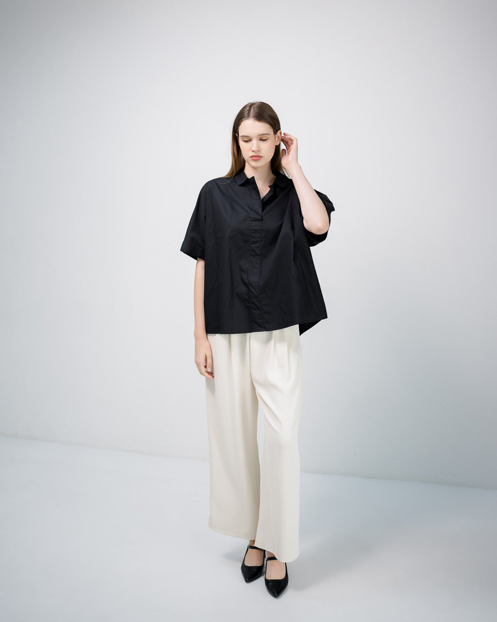 Kelly Oversized Short Sleeve Black Shirt – 611572