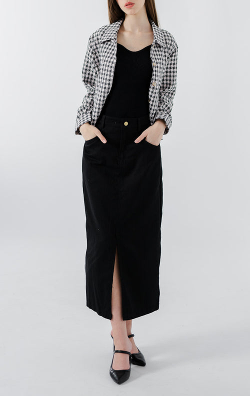 Barbara Checkered Textured Black Top – Atasan Crop Wanita - 188409